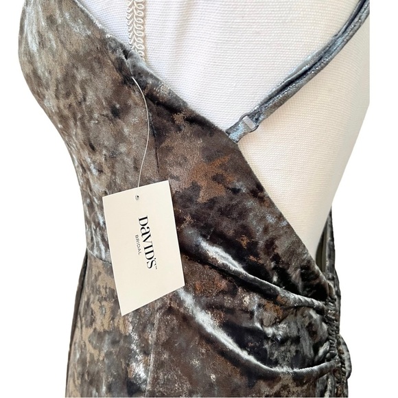 Silver Crushed Velvet Formal NYE Cocktail Party Long Dress Open Back Size 7 NWT - Picture 9 of 15